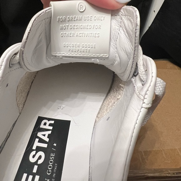 Golden Goose Pure Sneakers - Picture 9 of 9